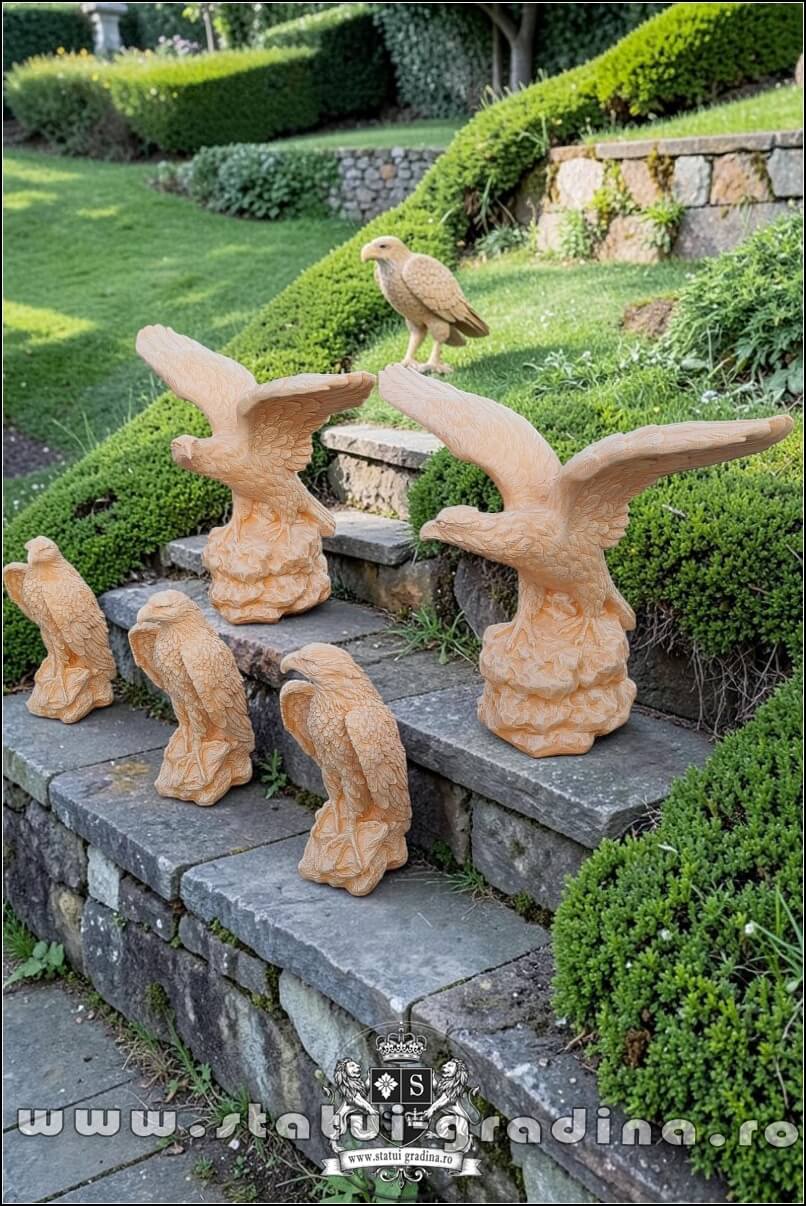 Statuetă vultur, acvilă, șoim, galben patinat, model S35-S82. (3)