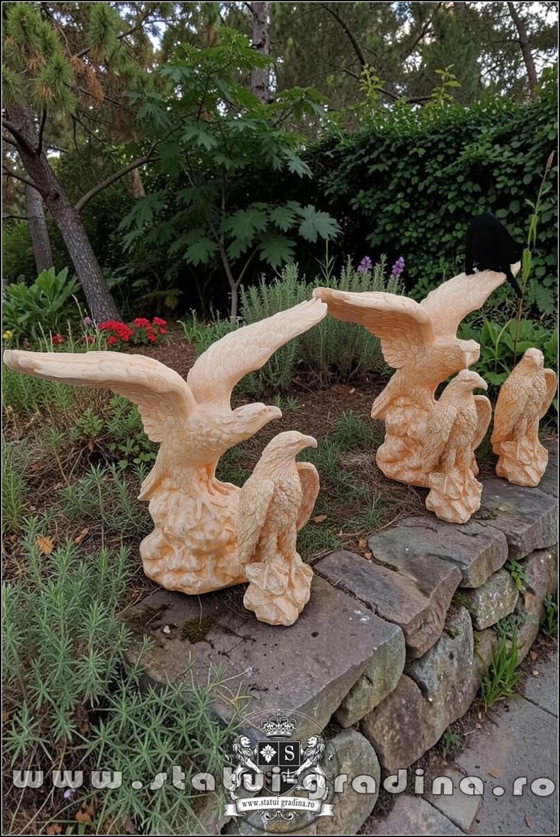 Statuetă vultur, acvilă, șoim, galben patinat, model S35-S82. (4)
